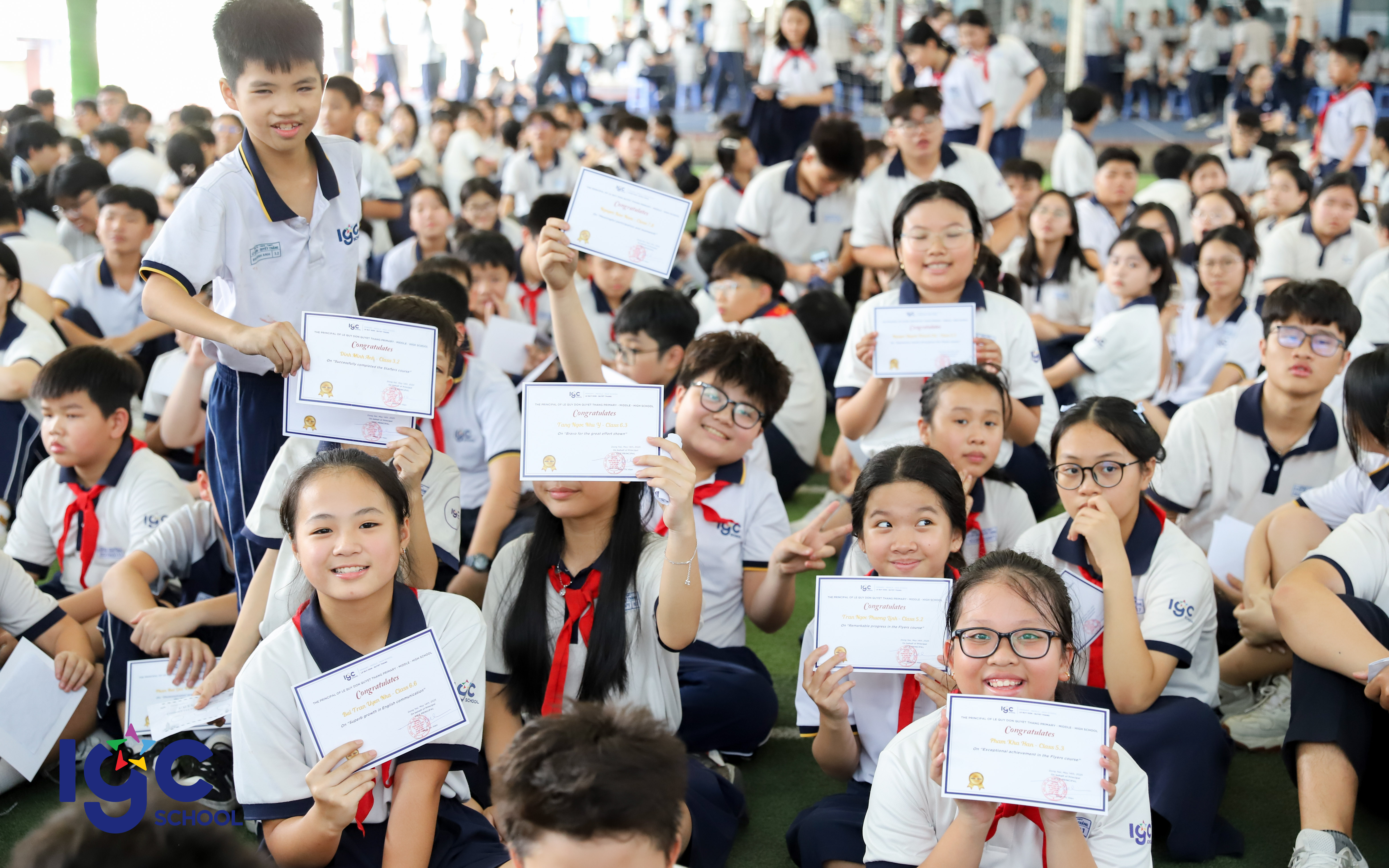 BIỂU DƯƠNG HỌC SINH HOÀN THÀNH XUẤT SẮC KHÓA HỌC TIẾNG ANH