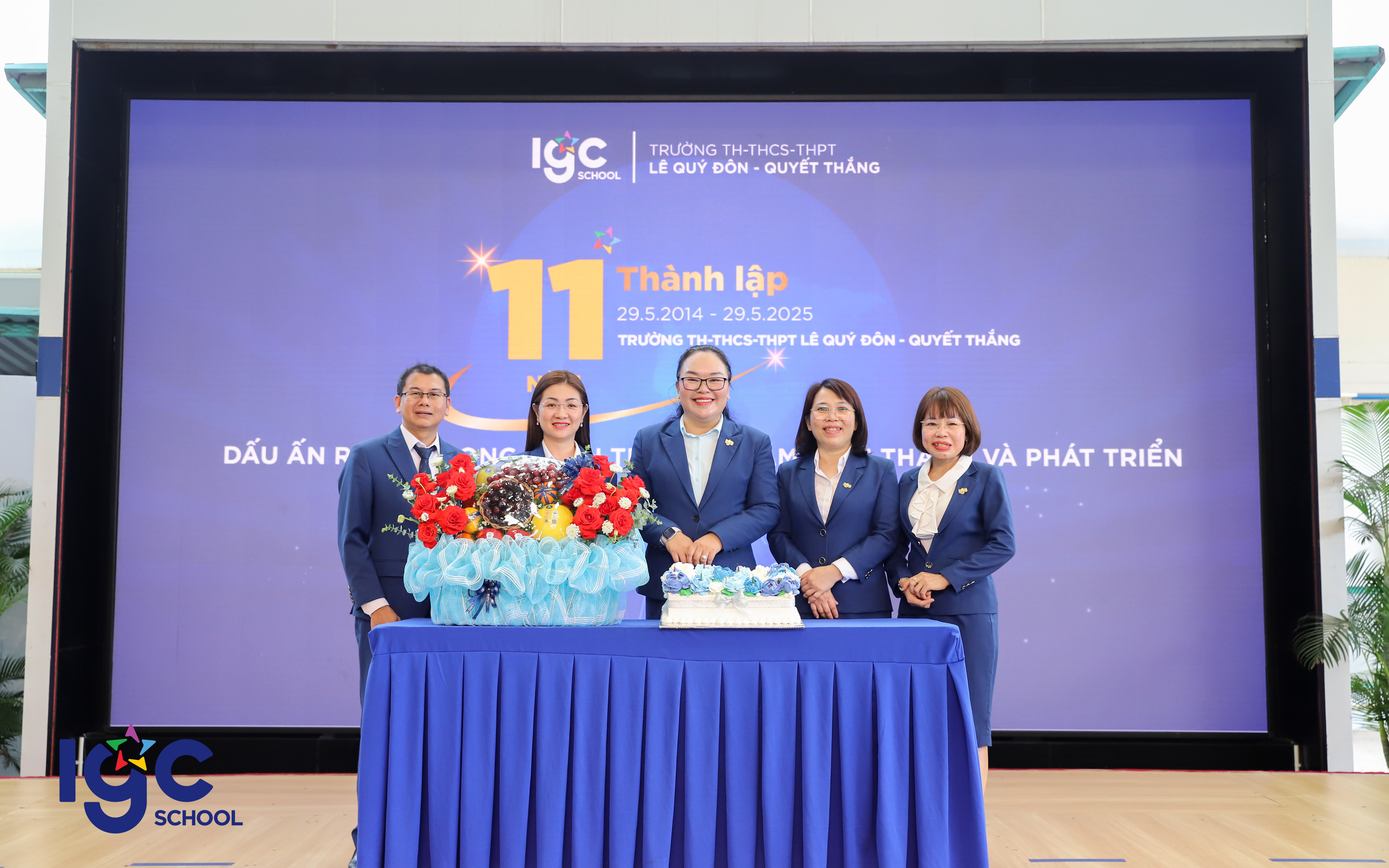 KỶ NIỆM 11 NĂM NGÀY THÀNH LẬP TRƯỜNG TH - THCS - THPT LÊ QUÝ ĐÔN - QUYẾT THẮNG