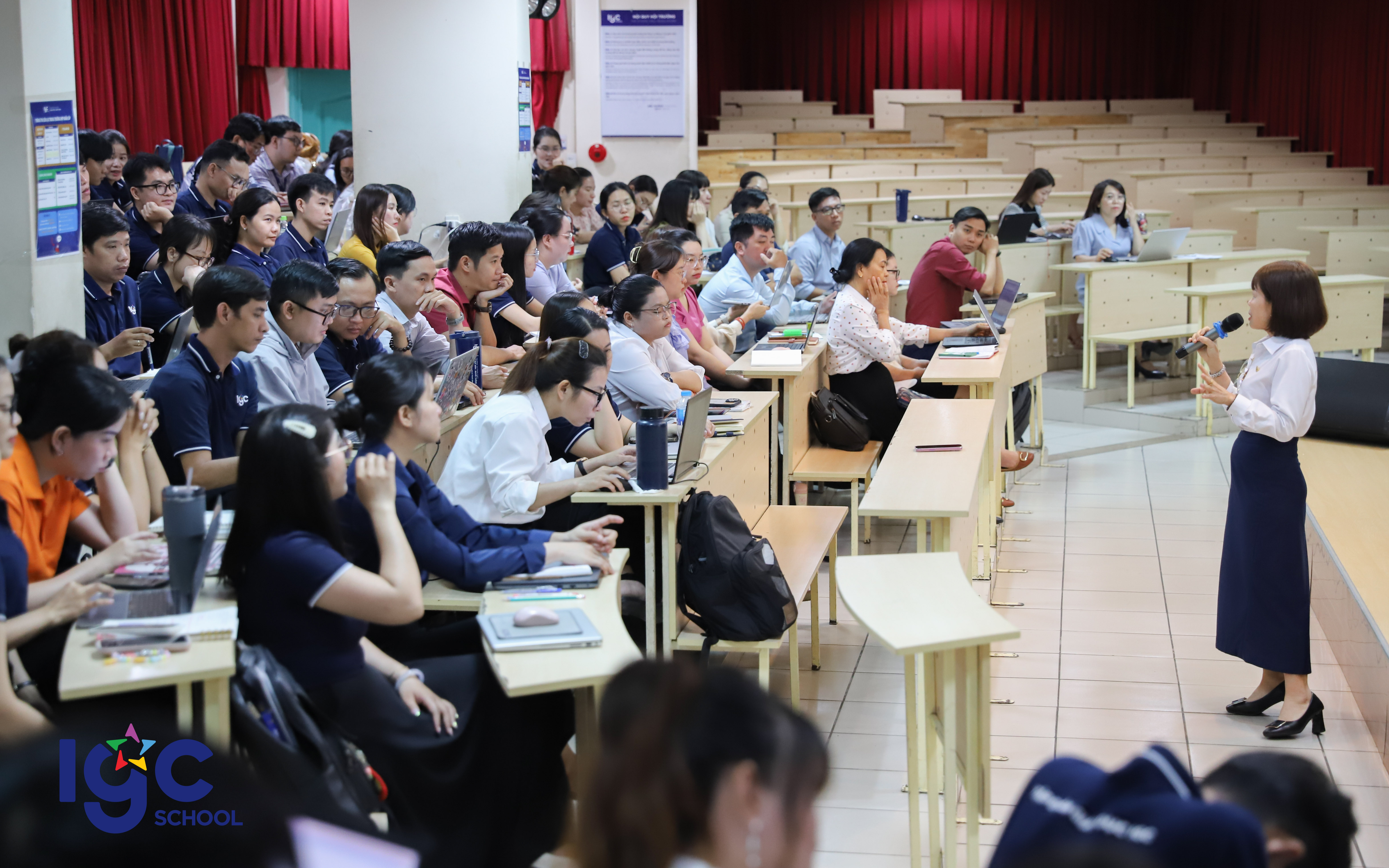TẬP HUẤN ỨNG DỤNG TRÍ TUỆ NHÂN TẠO (AI)
