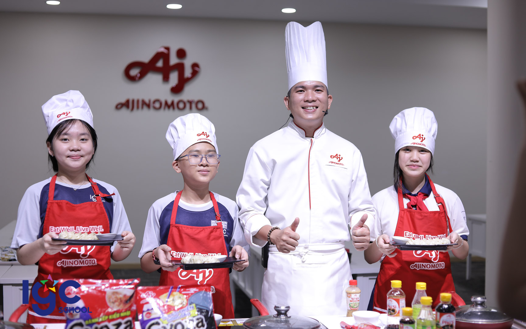 THAM QUAN HỌC TẬP TRẢI NGHIỆM TẠI NHÀ MÁY AJINOMOTO - KHỐI 8