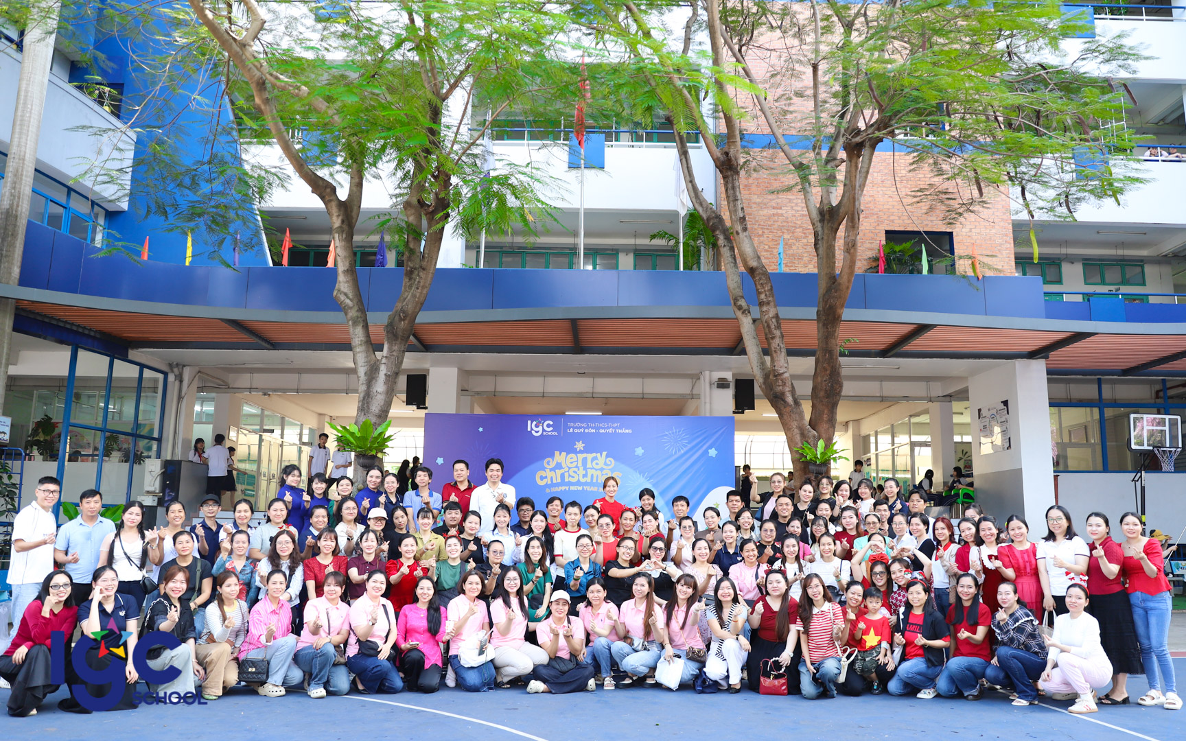 HOẠT ĐỘNG TRẢI NGHIỆM “GẮN KẾT YÊU THƯƠNG – KẾT NỐI TRI THỨC”