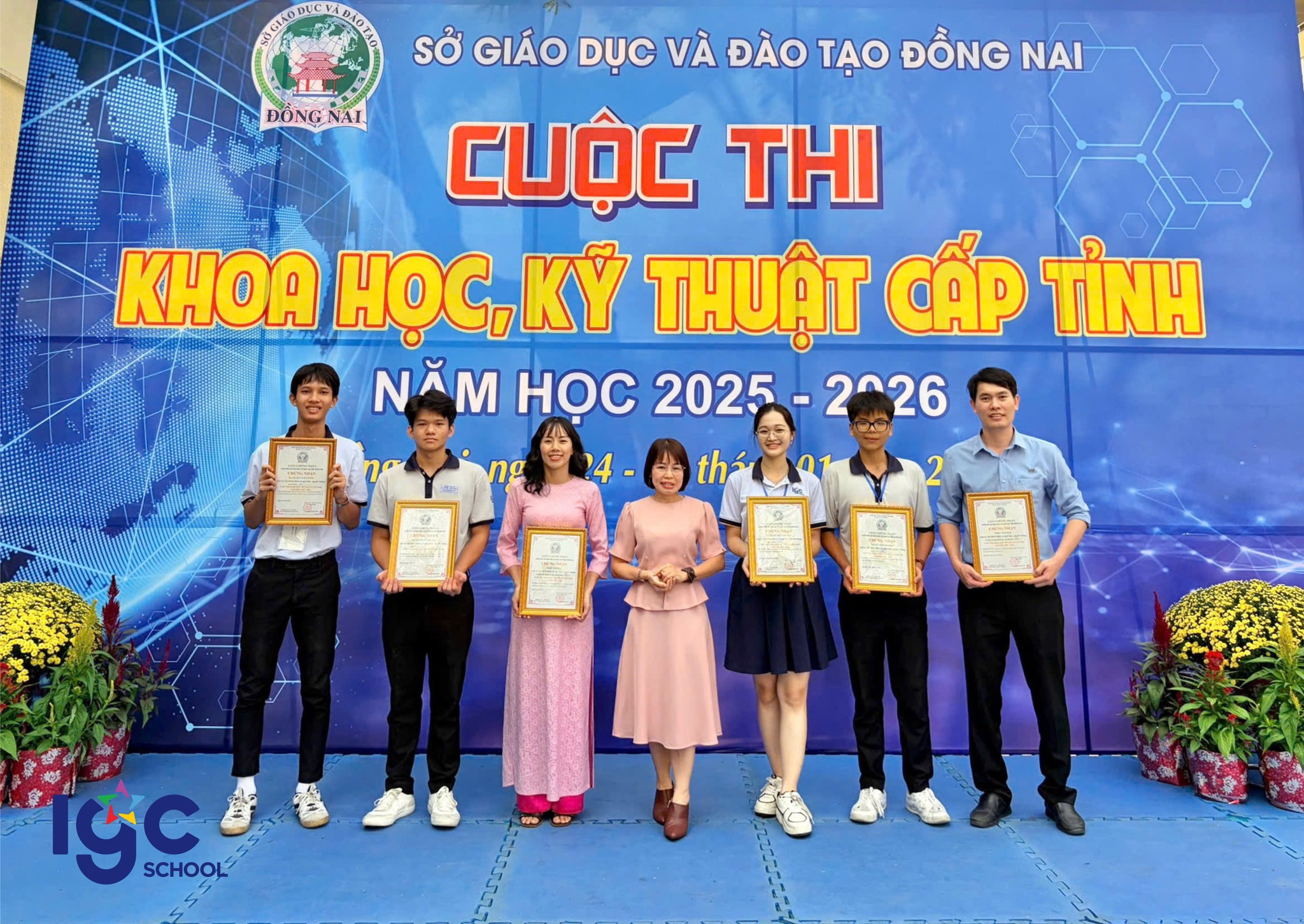 HỌC SINH GHI DẤU ẤN VÀ TỎA SÁNG TẠI CUỘC THI KHOA HỌC - KĨ THUẬT CẤP TỈNH