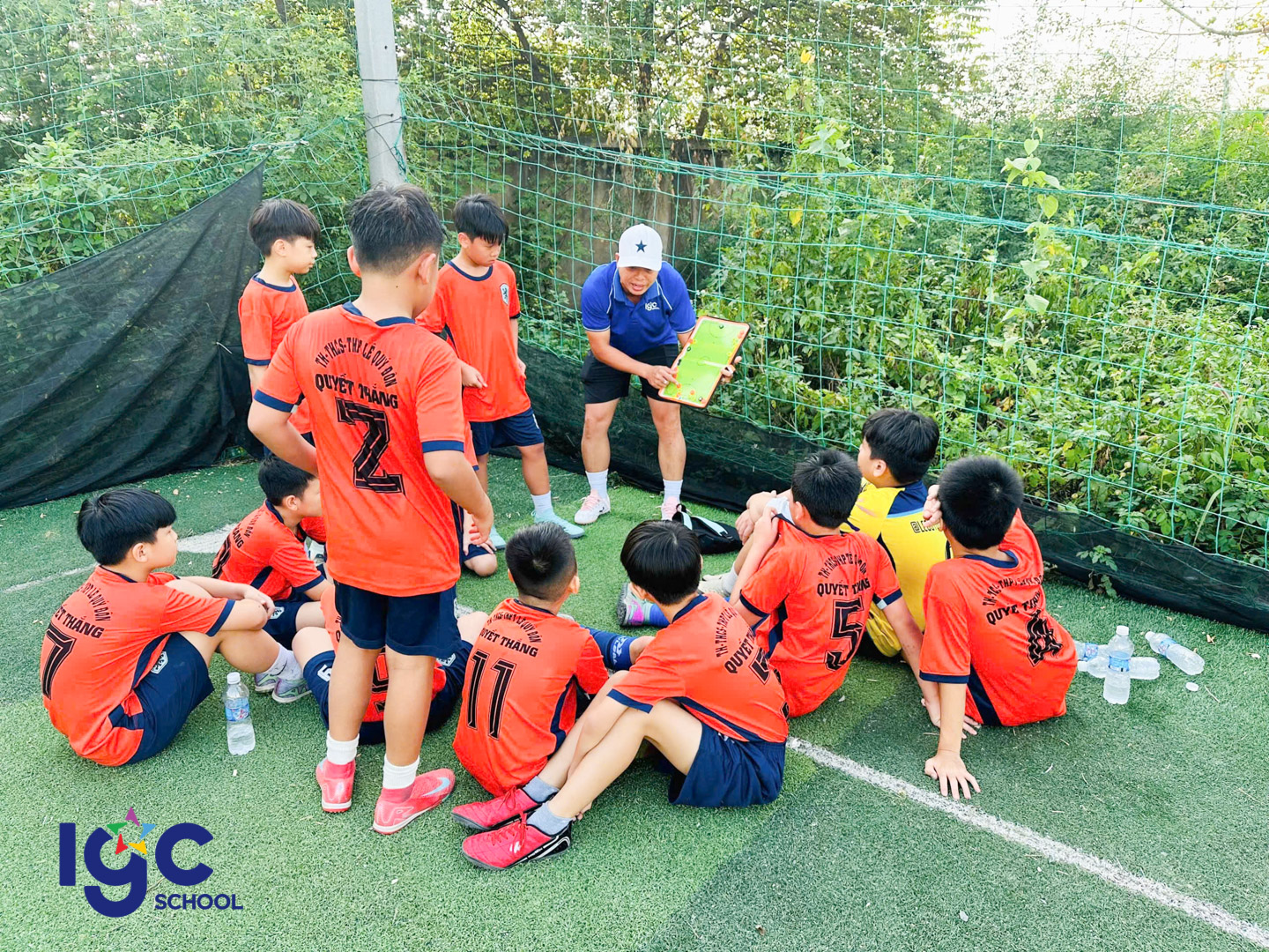 GIẢI VÔ ĐỊCH BÓNG ĐÁ CẤP TIỂU HỌC