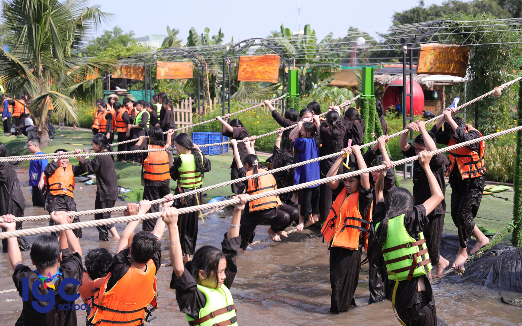 NGOẠI KHÓA HỌC TẬP TRẢI NGHIỆM KHỐI 6