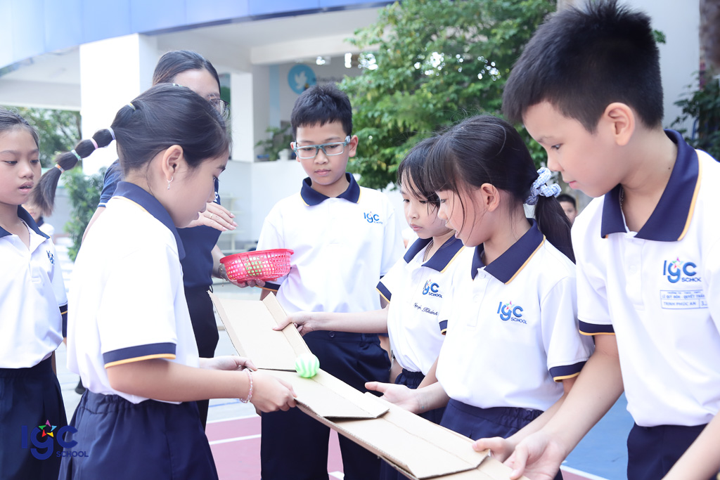KHỎE MẠNH ĐỂ SỐNG TỐT - BỨT PHÁ NĂNG LƯỢNG CÙNG HỌC SINH KHỐI 4 VÀ KHỐI 5