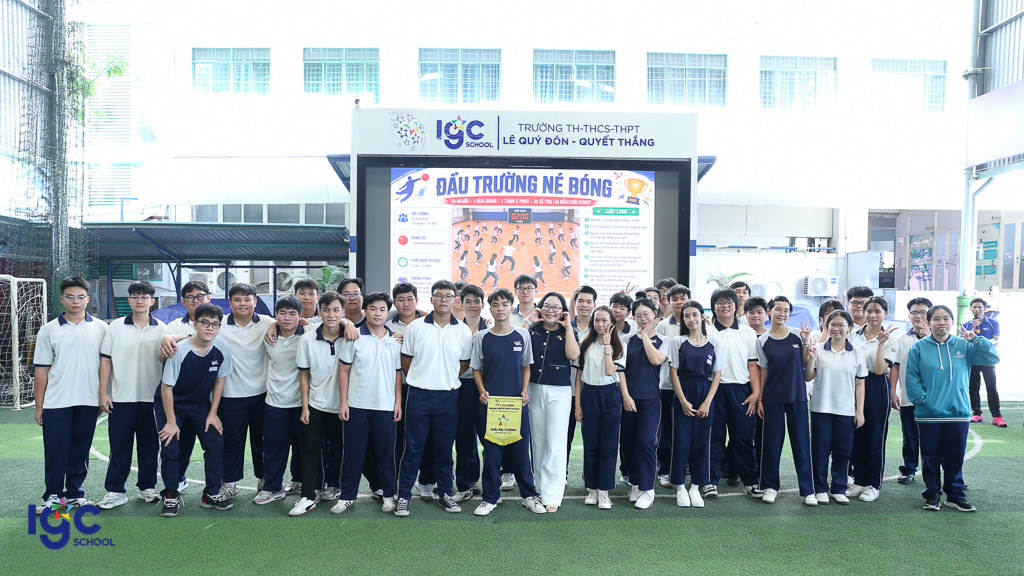 KHỎE MẠNH ĐỂ SỐNG TỐT - KHỞI ĐỘNG HÀNH TRÌNH VỀ ĐÍCH CỦA KHỐI 12