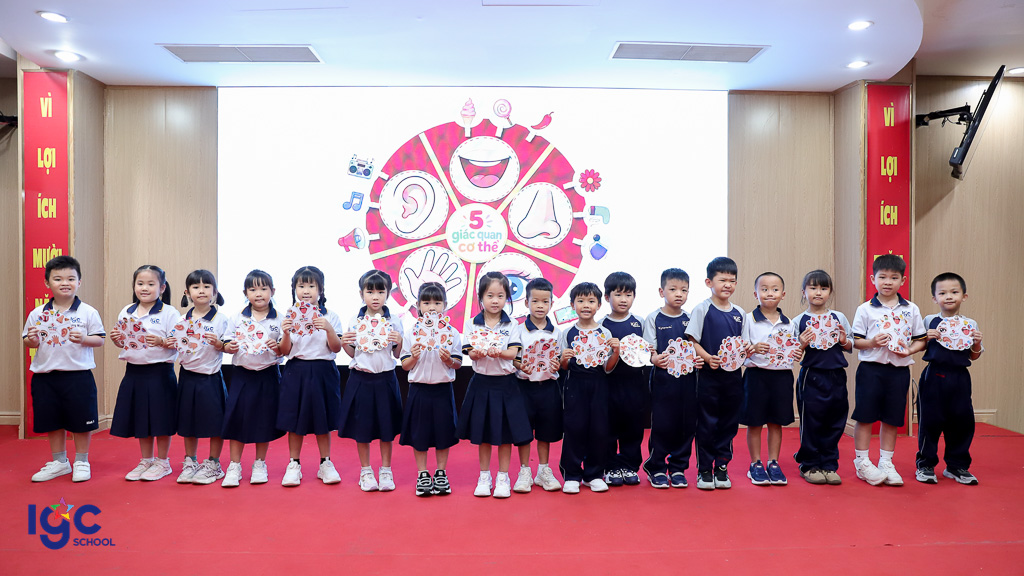 HỌC TẬP THÔNG MINH - CHINH PHỤC TRI THỨC CÙNG HỌC SINH KHỐI 1