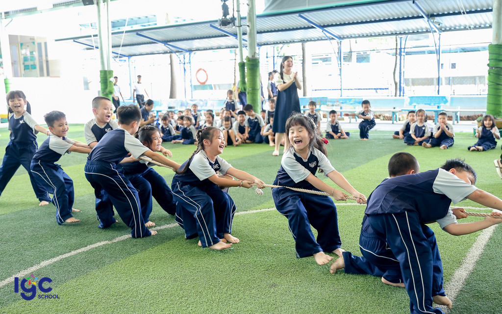 TRÒ CHƠI DÂN GIAN KHỐI 1 - NIỀM VUI TUỔI THƠ VÀ NHỮNG TRẢI NGHIỆM ĐÁNG NHỚ