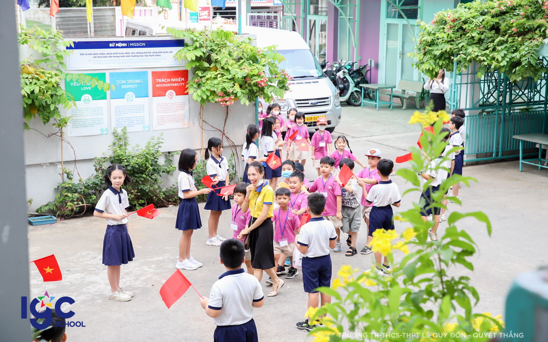 LE QUY DON - QUYET THANG SCHOOL TOURS